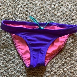 Size Medium Speedo bottoms  🌸